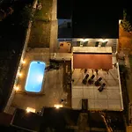 With Pool * Košljun